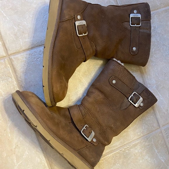 Leather ugg boots size 7 preowned - Picture 3 of 14